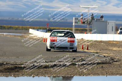 media/Nov-16-2025-CalClub SCCA (Sun) [[2975c16dfc]]/Group 6/Turn 1/